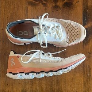 On Cloudboom Running Shoes Women’s size 9.5